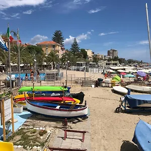 https://casa-irmela.hotelitalianriviera.com